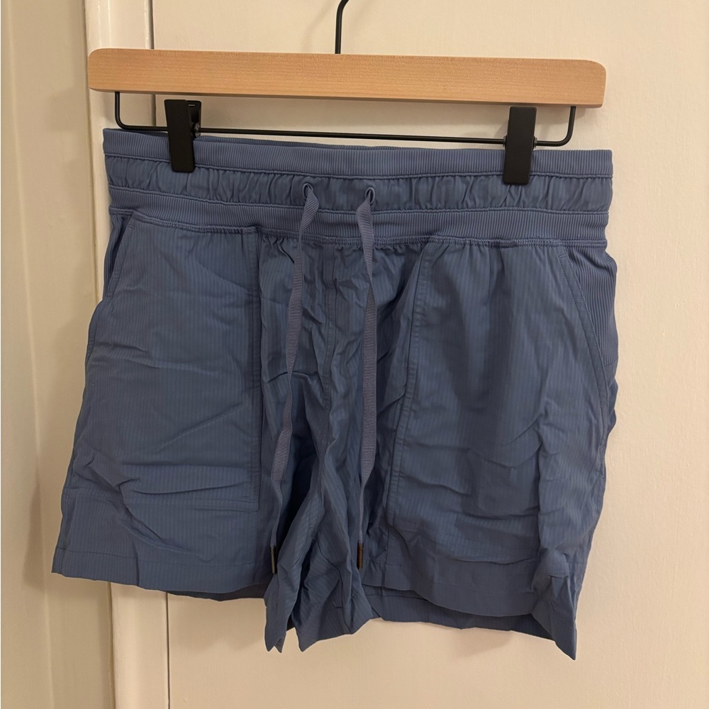 NWOT Lululemon 5” Dance Shorts